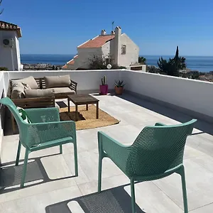 A Terrace With Sea View, 2 Bedrooms In Apartamento Benalmádena